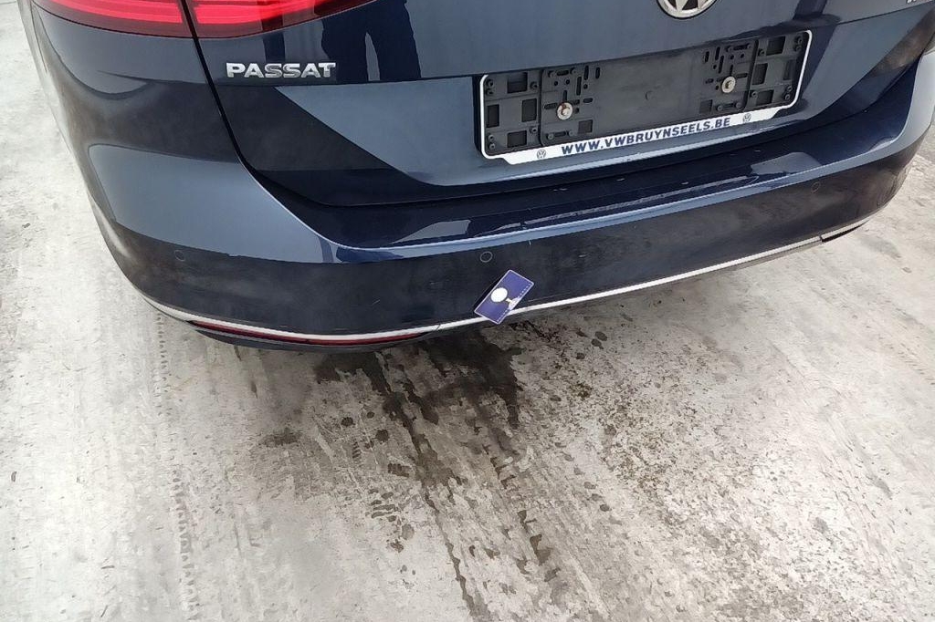 Volkswagen Passat Variant 2015 фото 14