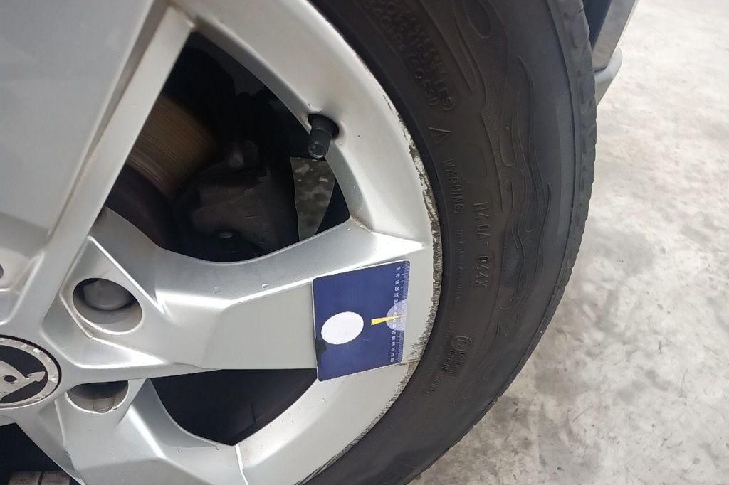 Skoda Yeti 2015 фото 31