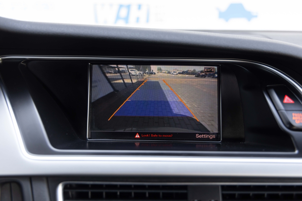 Audi A4 S line 2014 photo 26