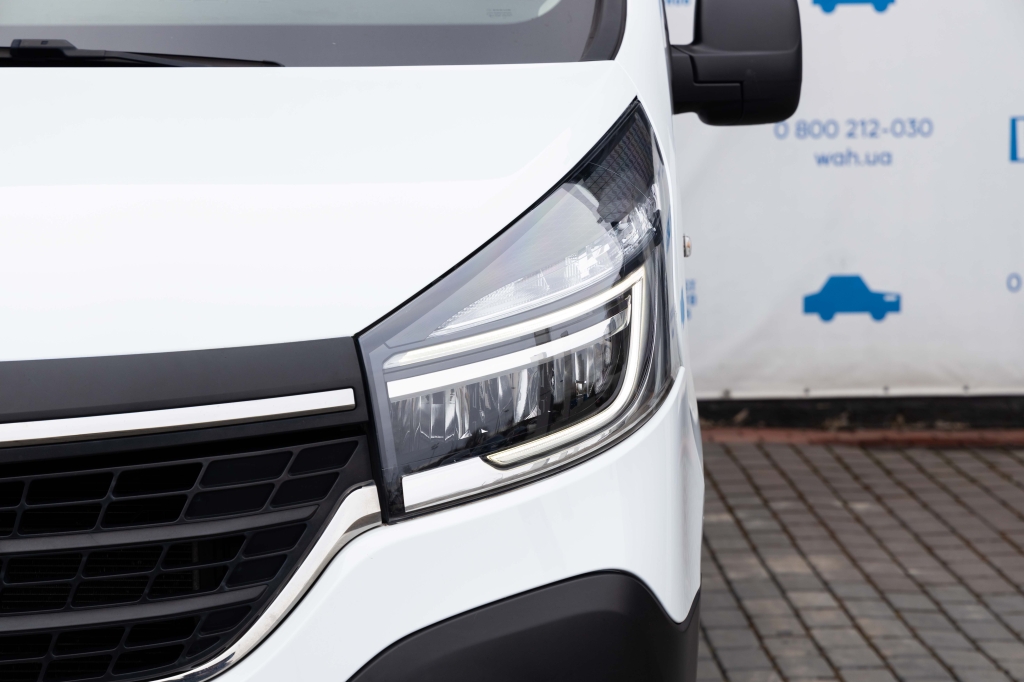 Renault Trafic 2019 фото 1