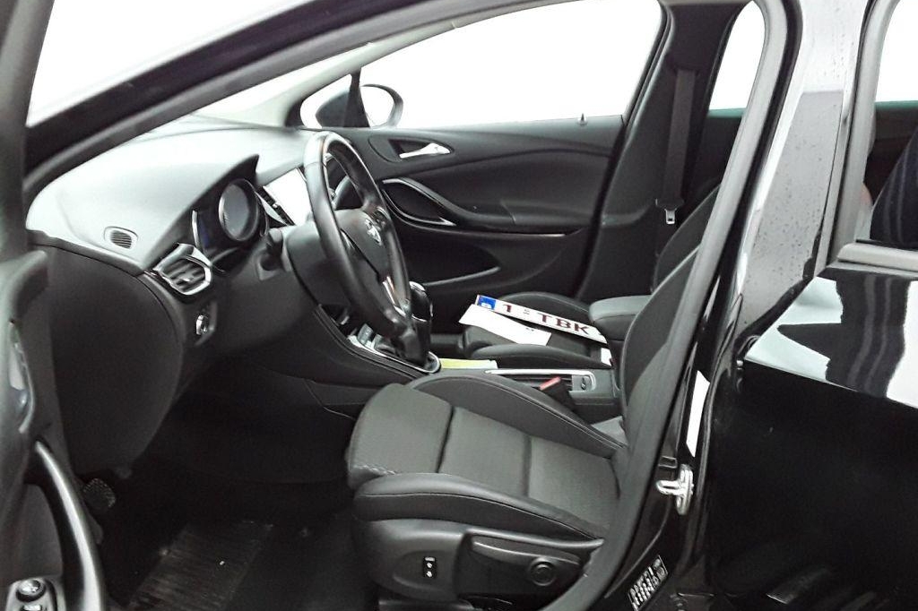 Opel Astra Sports Tourer 2017 фото 7