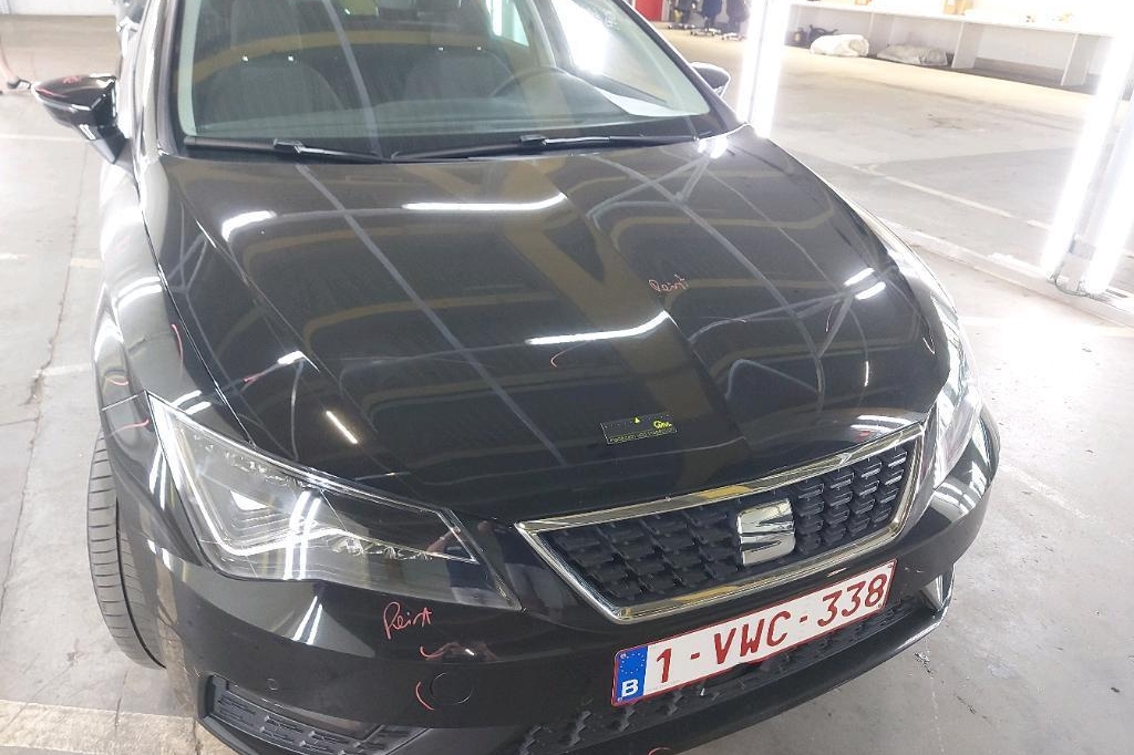 SEAT Leon 2019 photo 34