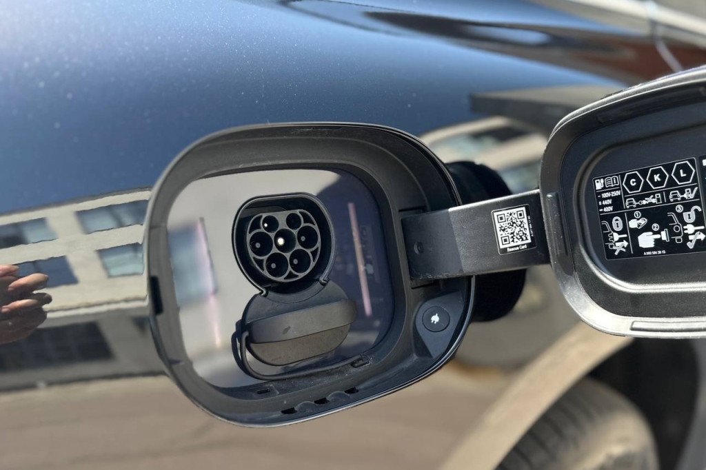 Mercedes-Benz EQS 580 2022 фото 9