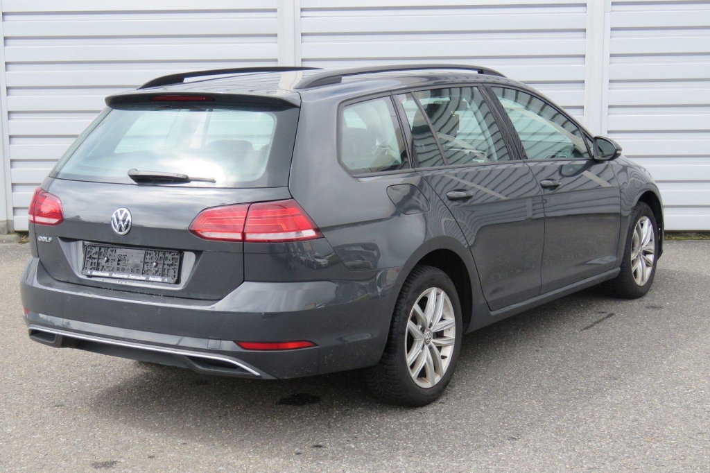 Volkswagen Golf Variant 2018 фото 1