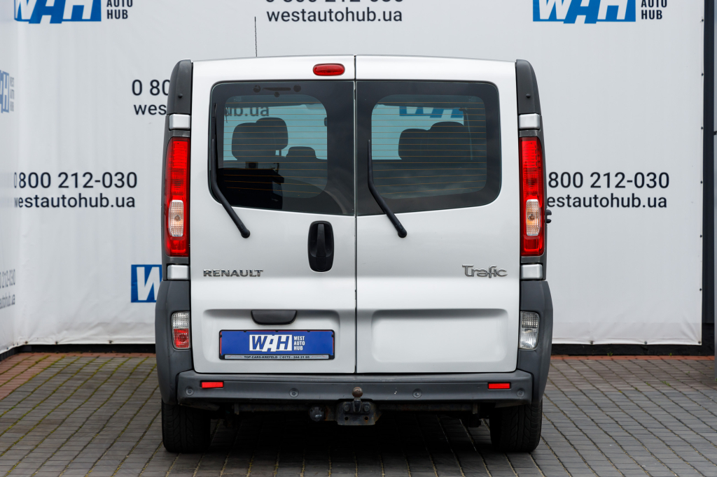 Renault Trafic 2009 фото 24