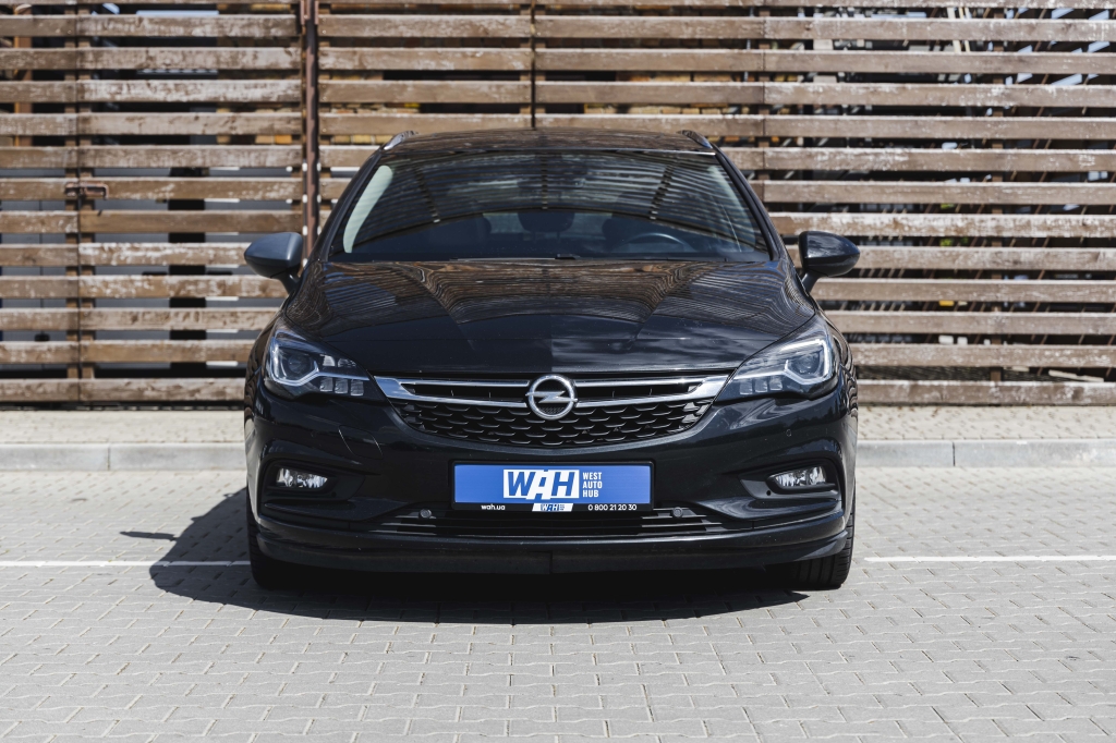 Opel Astra K 2016 photo 3