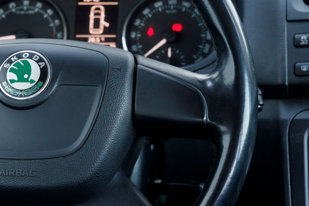 Skoda Fabia 2011 photo 16