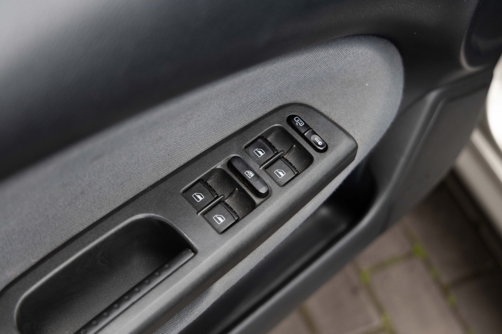 Skoda Octavia 2006 photo 11