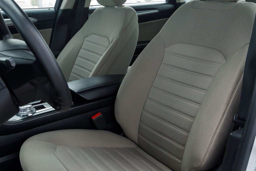 Ford Fusion S 2019 photo 11