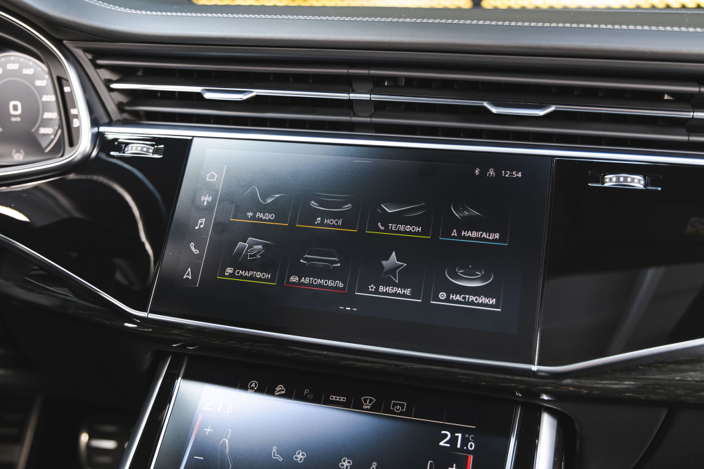 Audi Q7 S-Line 2021 photo 31