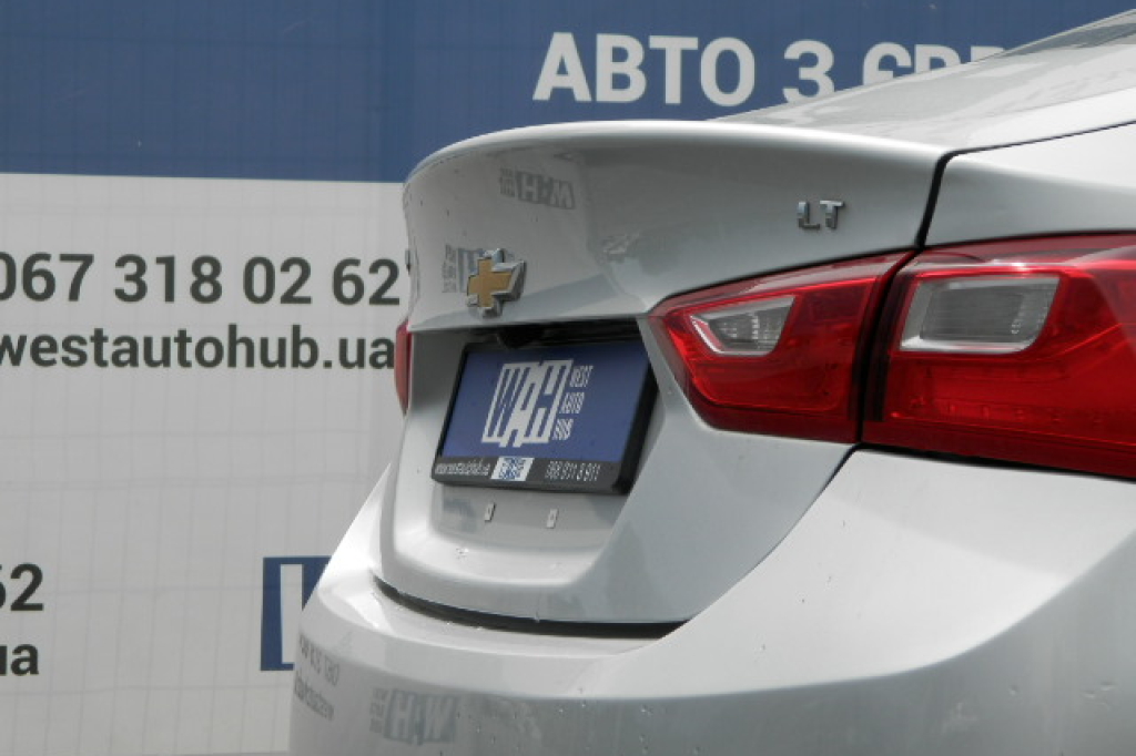 Chevrolet Malibu LE 2018 фото 6