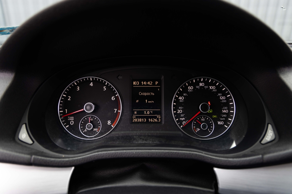 Volkswagen Passat 2012 photo 20