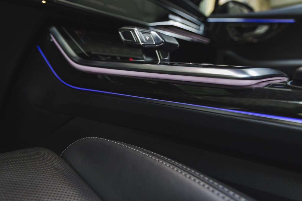 Audi Q7 S-Line 2021 photo 28