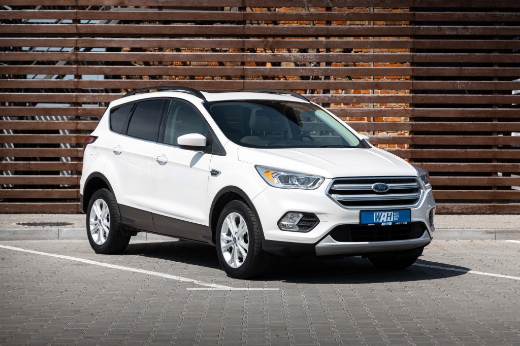Ford Escape SEL 2019 photo 3
