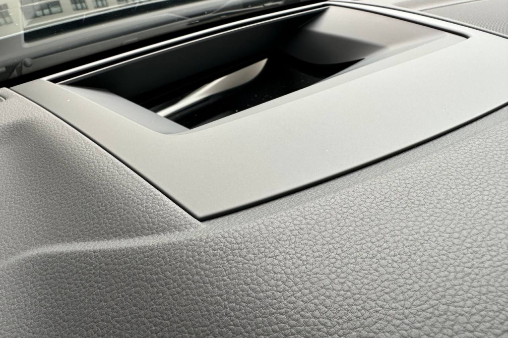 Volkswagen Touareg R-line Platinum 2024 фото 21