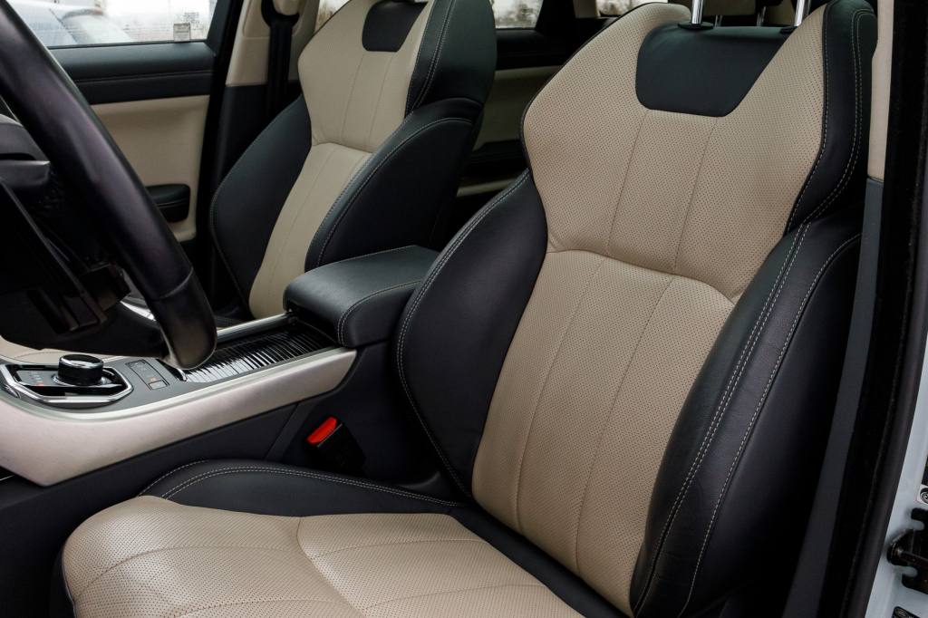 Land Rover Range Rover Evoque photo 29