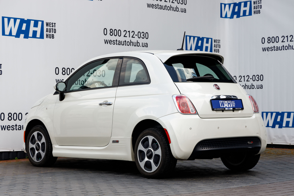 Fiat 500 E 2015 photo 19