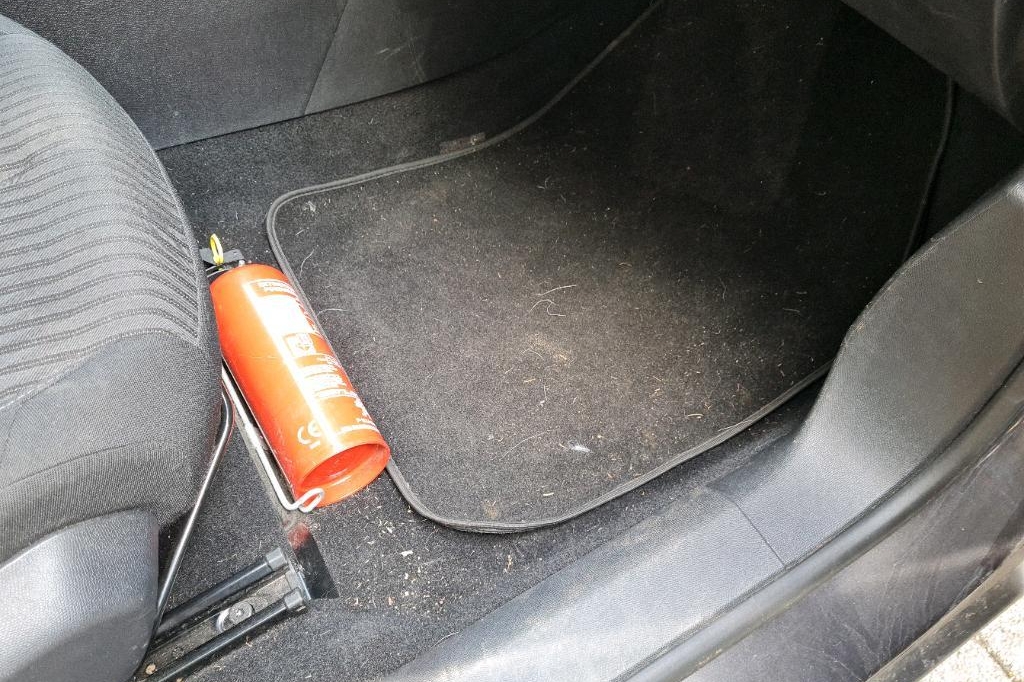 Peugeot 308SW 2016 фото 20