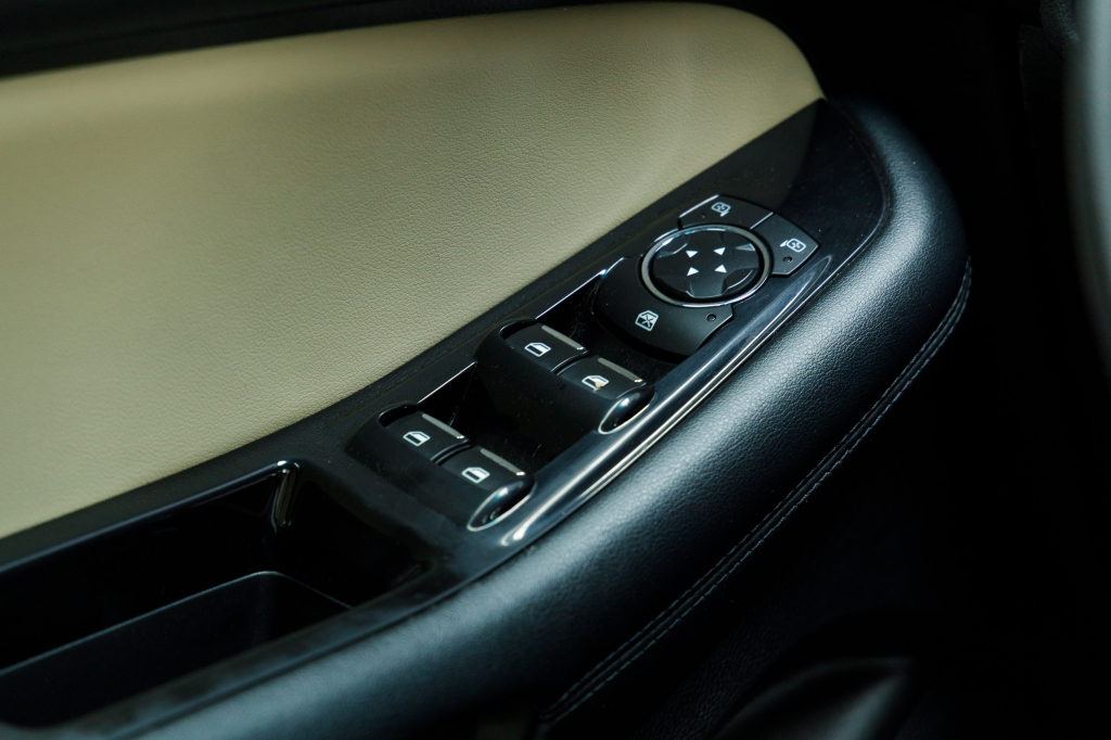 Ford Edge 2017 фото 12