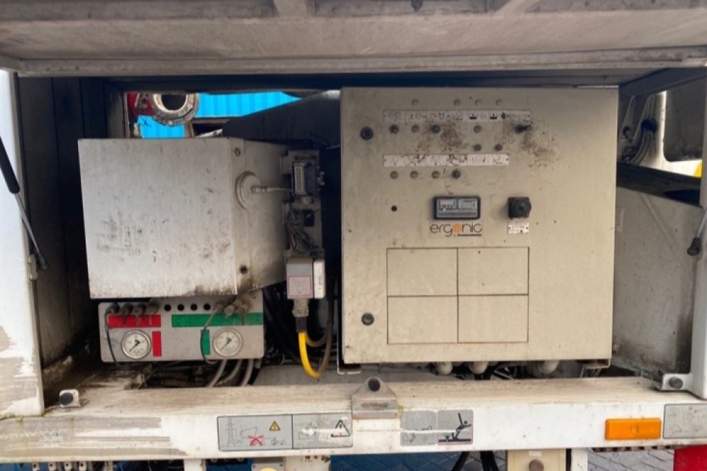 Putzmeister M 36-4 M28 2005 photo 8