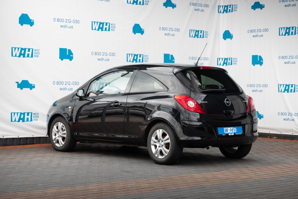 Opel Corsa 2010 photo 9