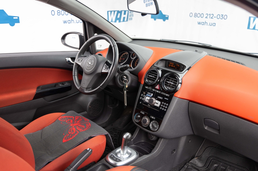 Opel Corsa 2010 photo 13