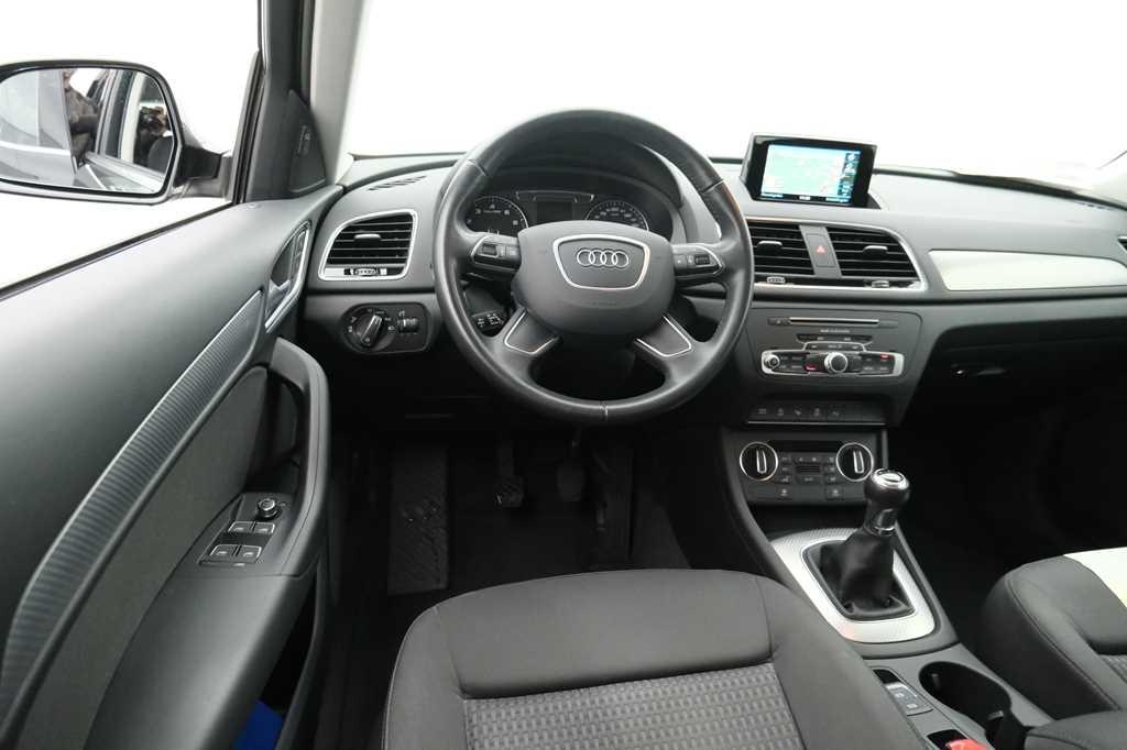 Audi Q3 2017 photo 5