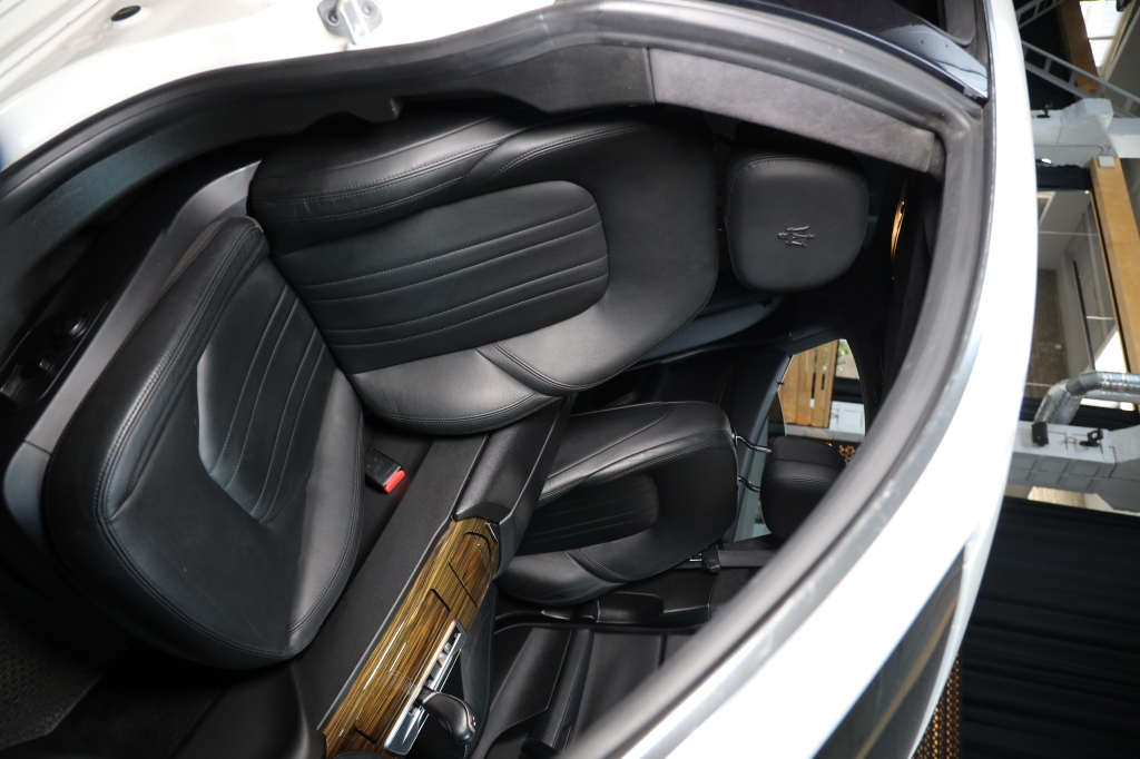 Maserati Ghibli 2013 фото 29