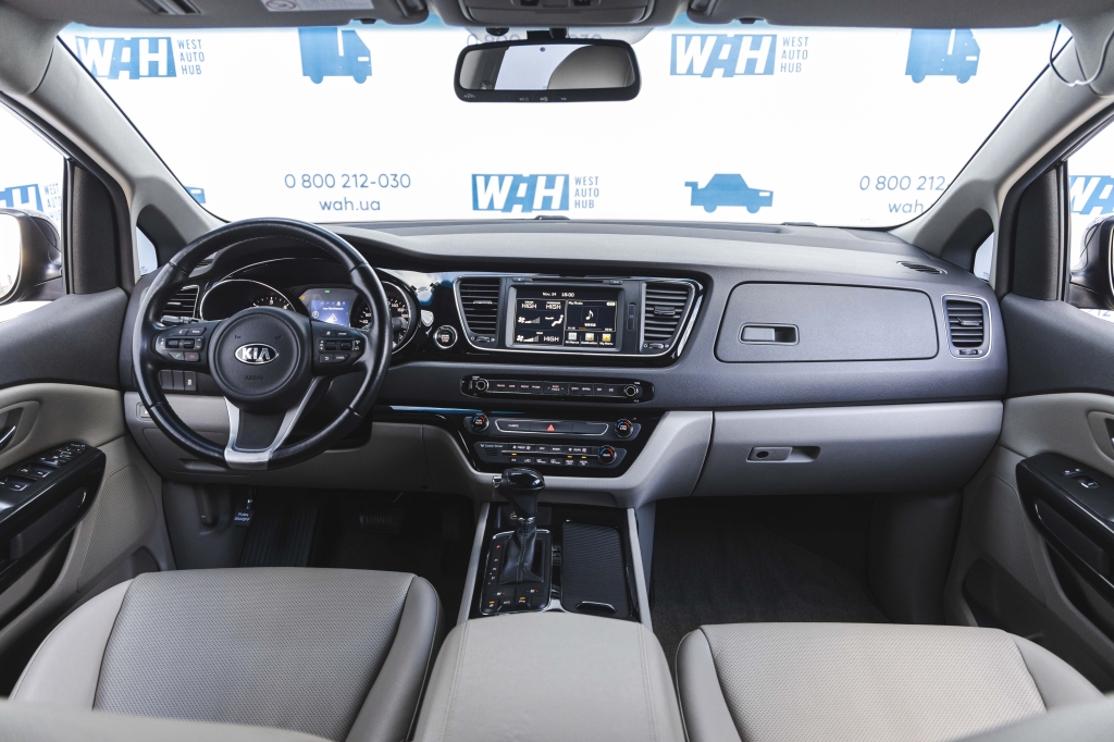 Kia Carnival 2015 фото 39