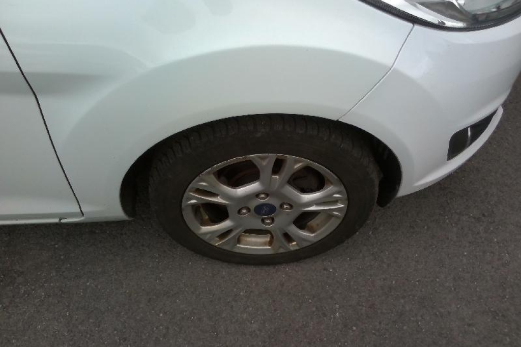 Ford Fiesta 2017 фото 12