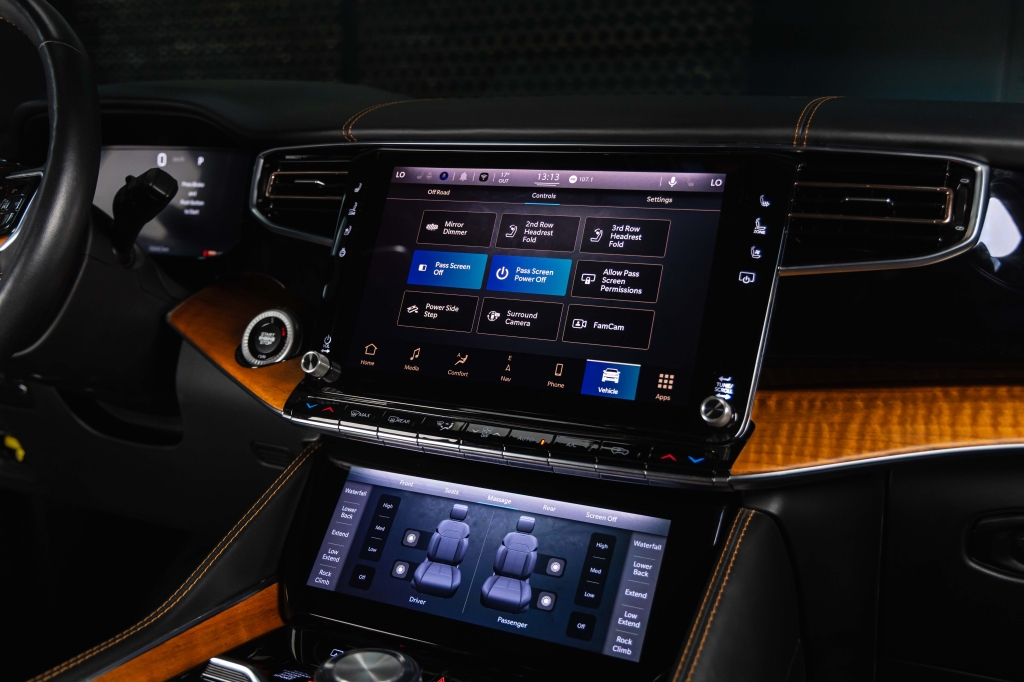 Jeep Grand Wagoneer 2022 фото 34