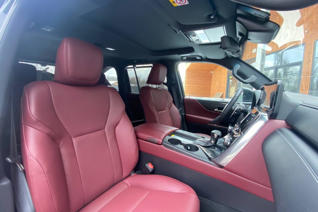 Lexus LX 500d 2022 photo 13