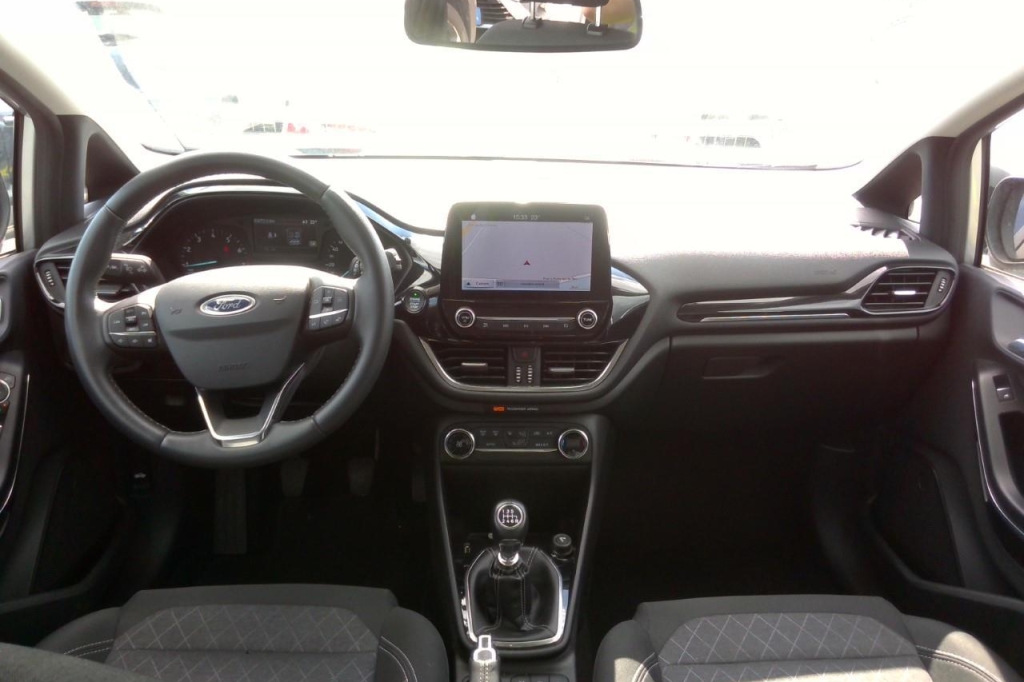 Ford Fiesta Active 2019 фото 3