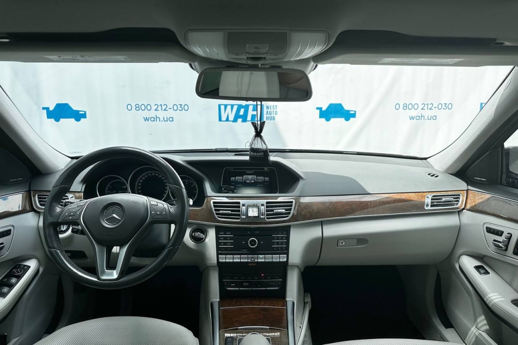Mercedes-Benz E-Class 2015 4Matic фото 22