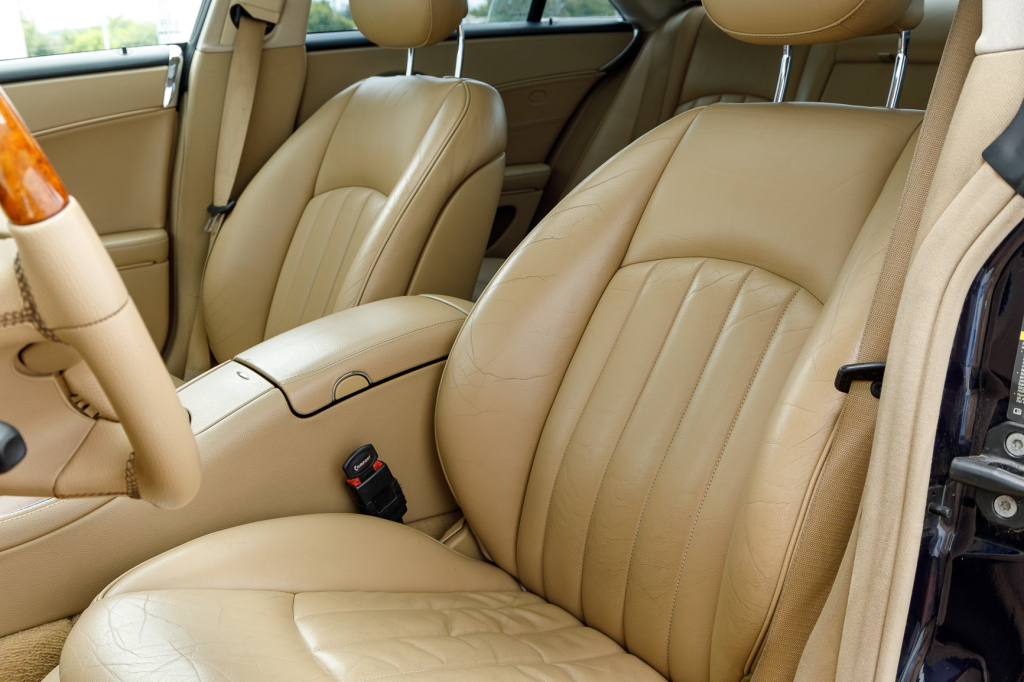 Mercedes-Benz CLS 500 2005 фото 1