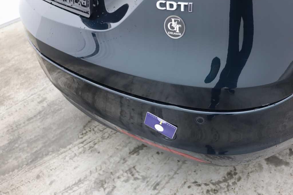 Opel Insignia Sports Tourer 2017 фото 10