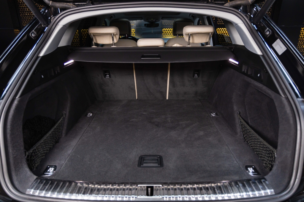 Audi e-tron 55 quattro 2019 фото 35