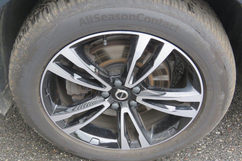 Volvo XC60 2020 photo 6