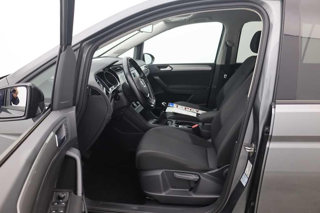 Volkswagen Touran 2016 фото 6