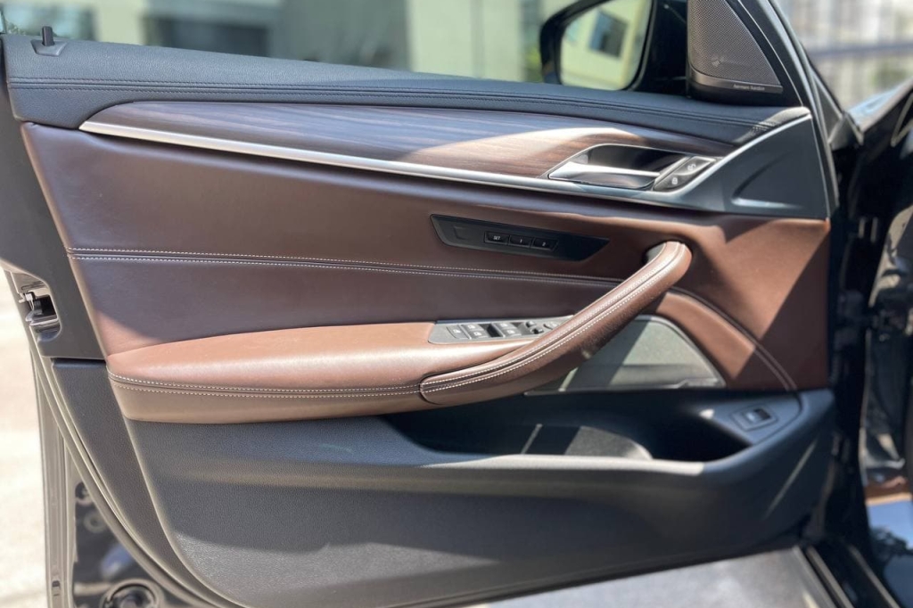 BMW 540 M XDrive 2017 photo 12