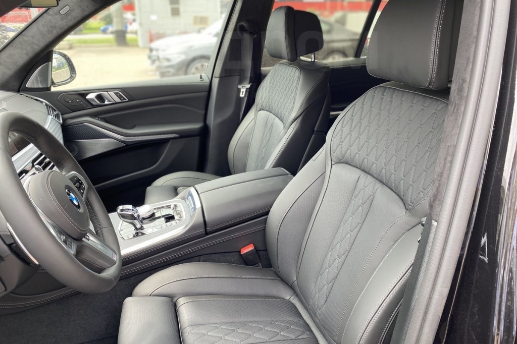 BMW X5 M30D 2021 фото 7