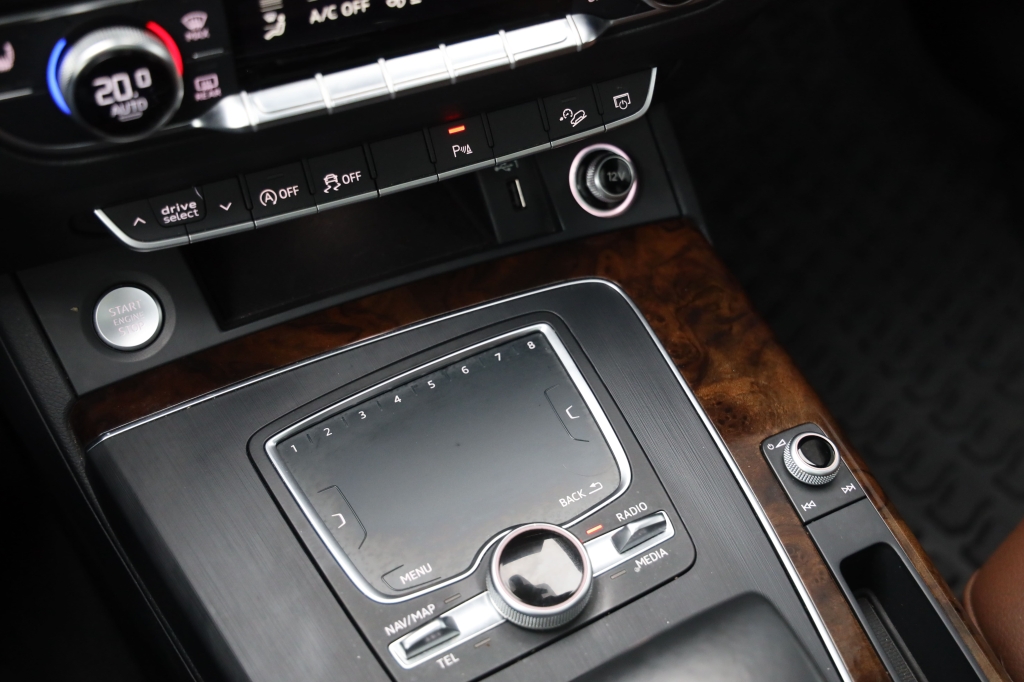 Audi Q5 2017 фото 27