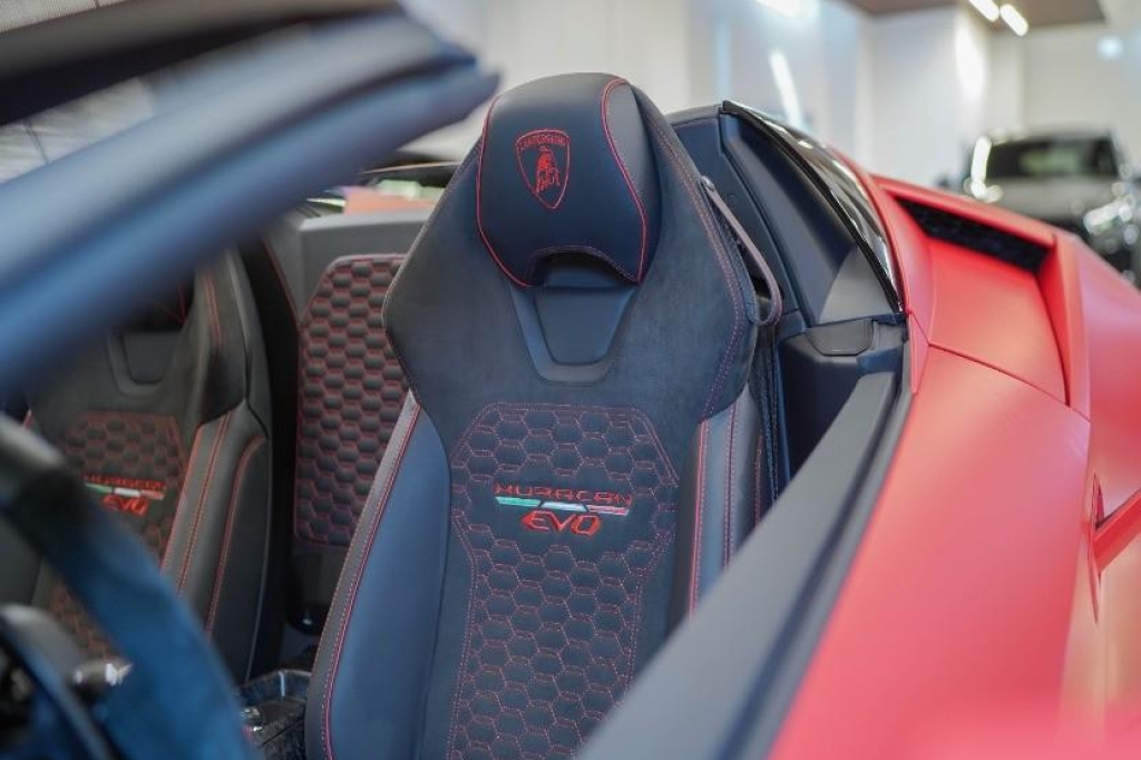 Lamborghini Huracan Spyder 2020 фото 10