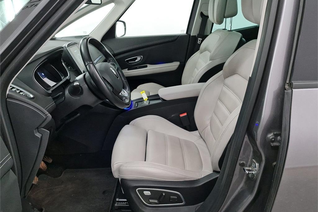 Renault Grand Scenic 2019 фото 4