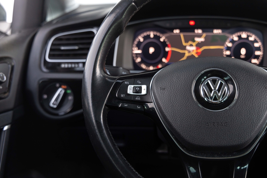 Volkswagen Golf VII R-Line 2017 фото 21