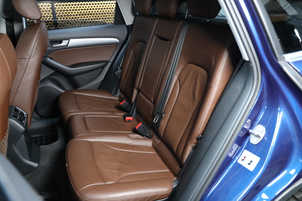 Audi Q5 2016 фото 17