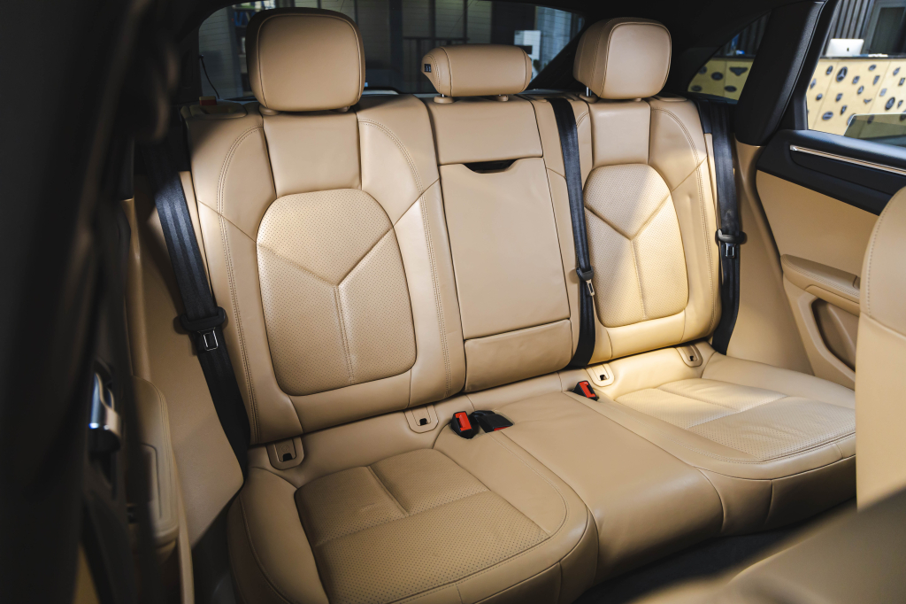 Porsche Macan 2016 фото 36