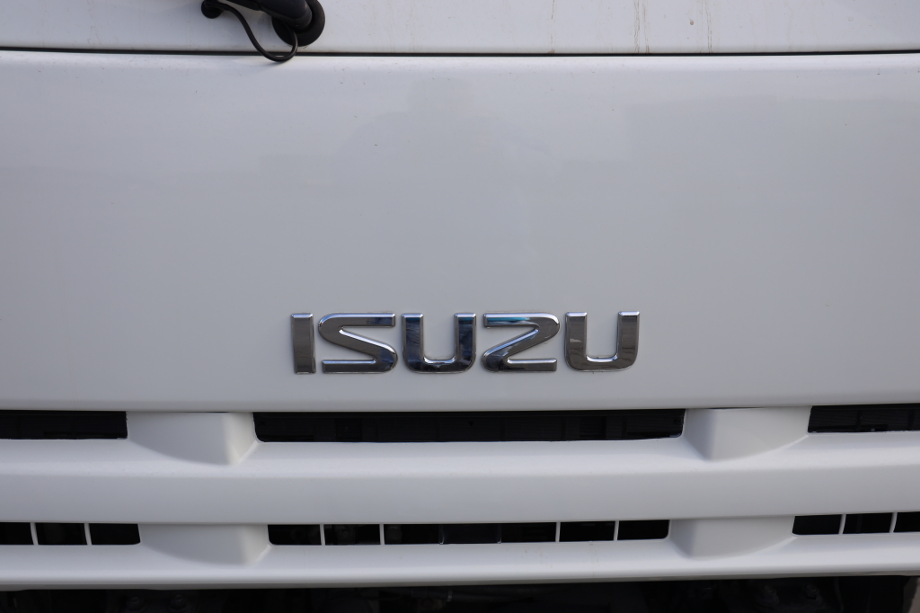 Isuzu NPR 2019 фото 36