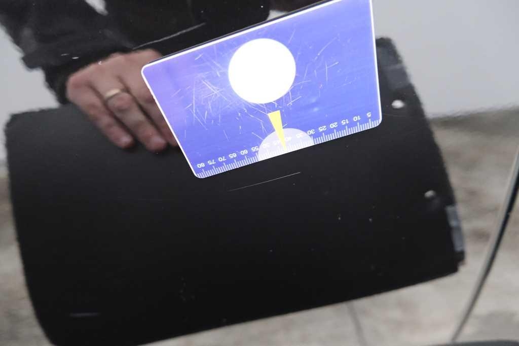 Volvo V40 2017 фото 15