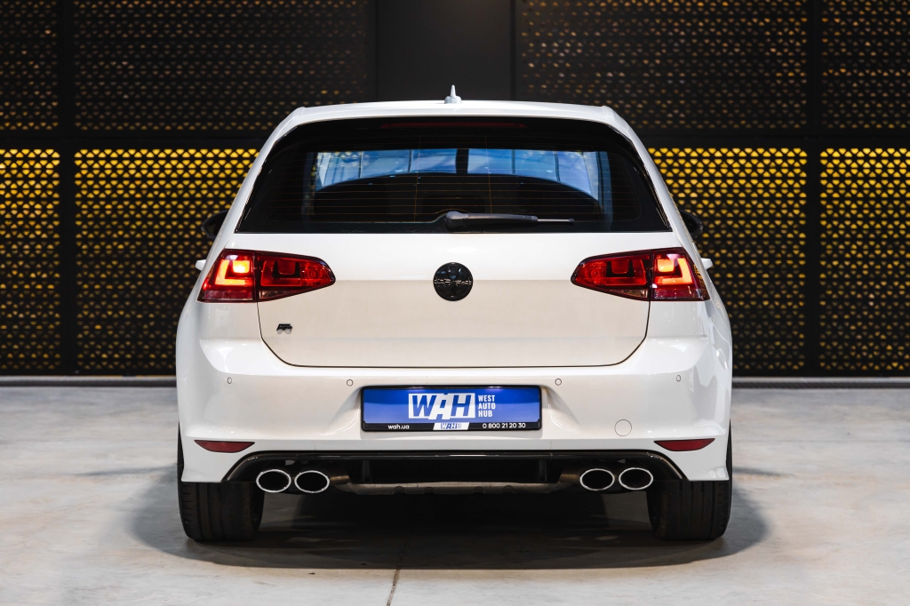 Volkswagen Golf R 2017 photo 11